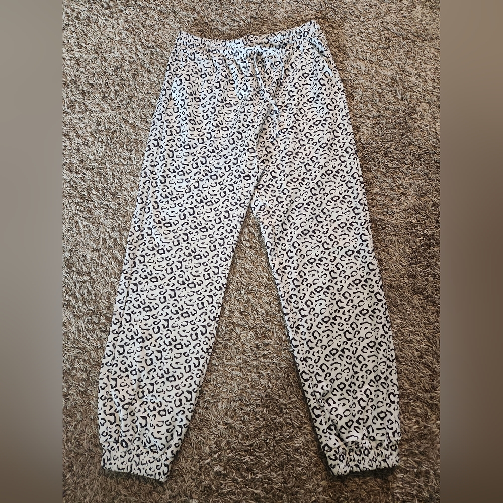 Womans boutique Joggers